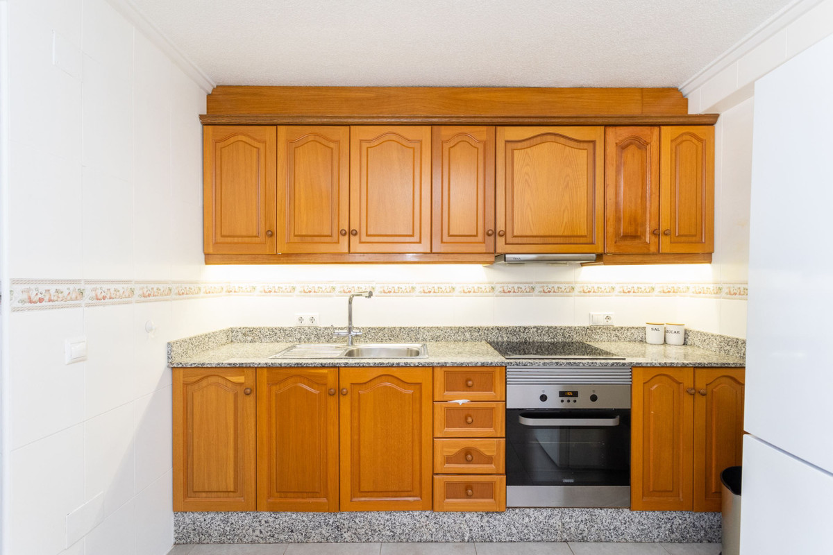 For sale - 4 Bedroom 3 Bathroom House - Townhouse in Los Montesinos - Los Montesinos Centro  - Alicante