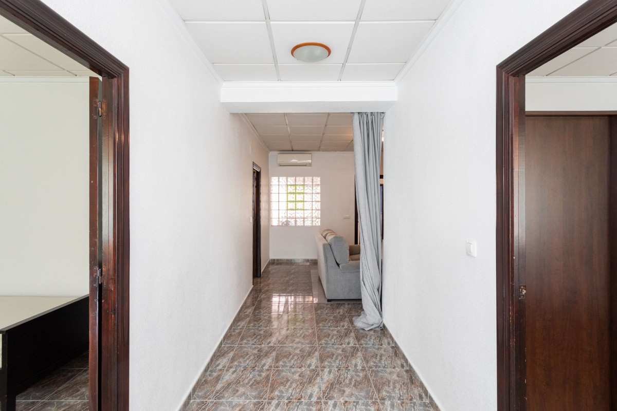 For sale - 4 Bedroom 3 Bathroom House - Townhouse in Los Montesinos - Los Montesinos Centro  - Alicante