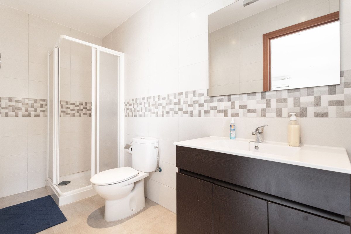 For sale - 4 Bedroom 3 Bathroom House - Townhouse in Los Montesinos - Los Montesinos Centro  - Alicante