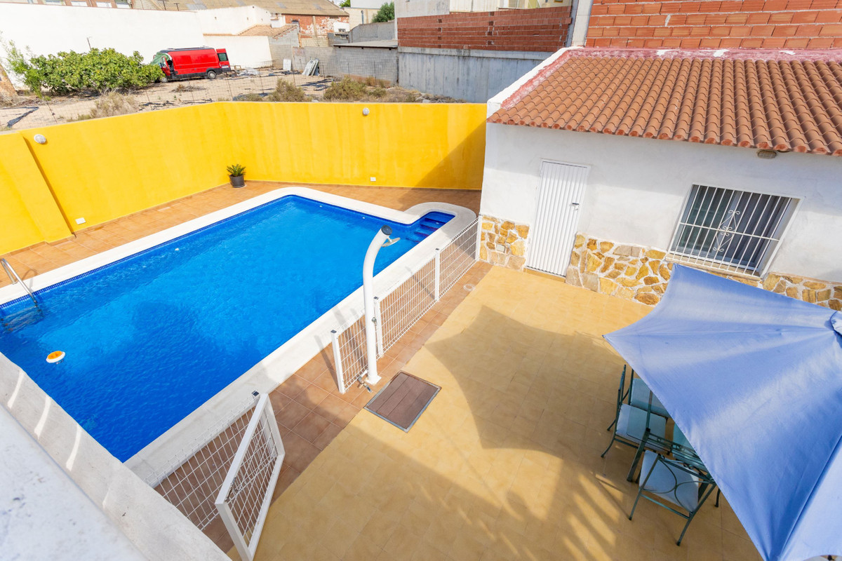For sale - 4 Bedroom 3 Bathroom House - Townhouse in Los Montesinos - Los Montesinos Centro  - Alicante