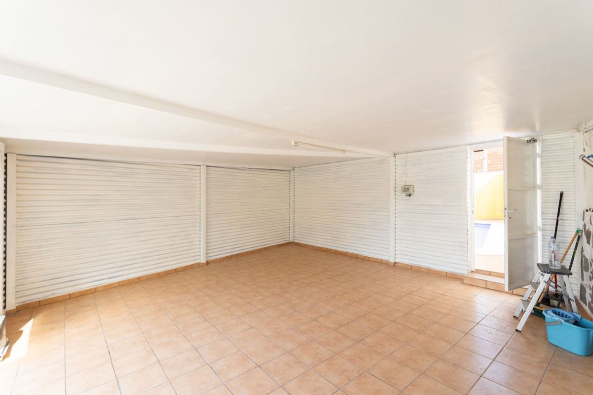 For sale - 4 Bedroom 3 Bathroom House - Townhouse in Los Montesinos - Los Montesinos Centro  - Alicante