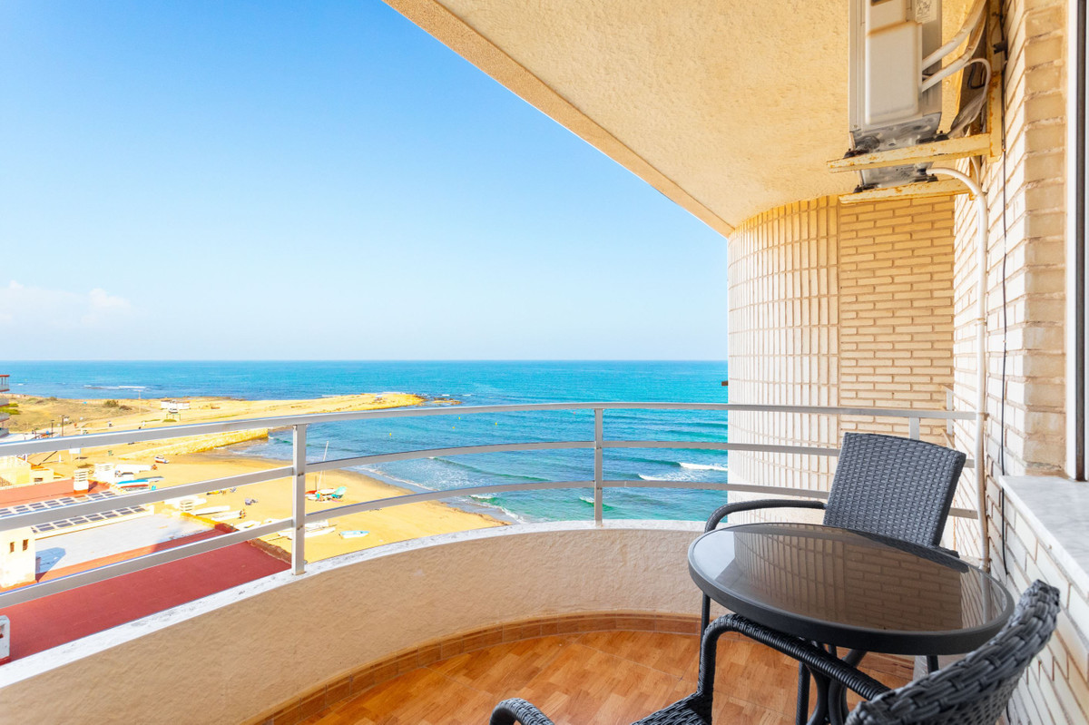 For sale - 3 Bedroom 1 Bathroom  Sea View Apartment in La Mata - La Mata  - Alicante
