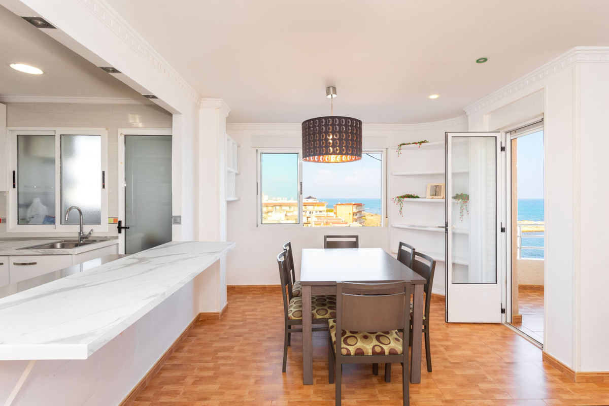 For sale - 3 Bedroom 1 Bathroom  Sea View Apartment in La Mata - La Mata  - Alicante