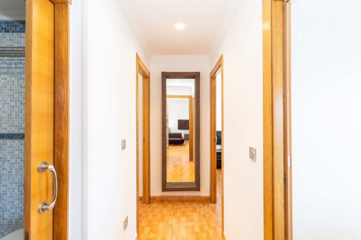 For sale - 3 Bedroom 1 Bathroom Apartment - Middle Floor Apartment in Torrevieja - La Mata  - Alicante