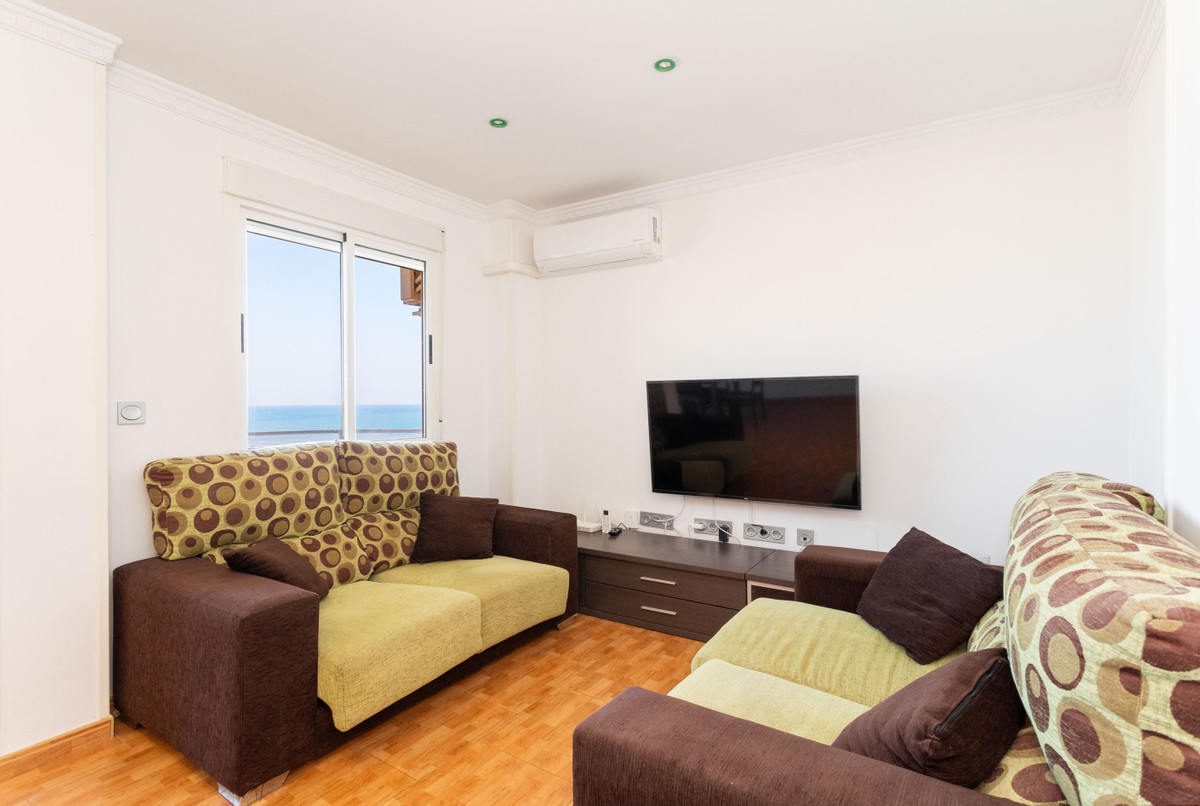 For sale - 3 Bedroom 1 Bathroom  Sea View Apartment in La Mata - La Mata  - Alicante