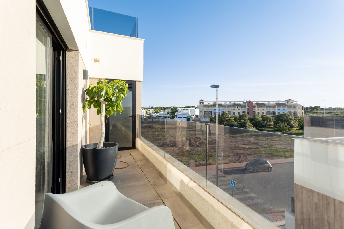 For sale - 3 Bedroom 4 Bathroom Apartment - Top Floor Apartment in San Javier - Santiago de la Ribera  - Murcia