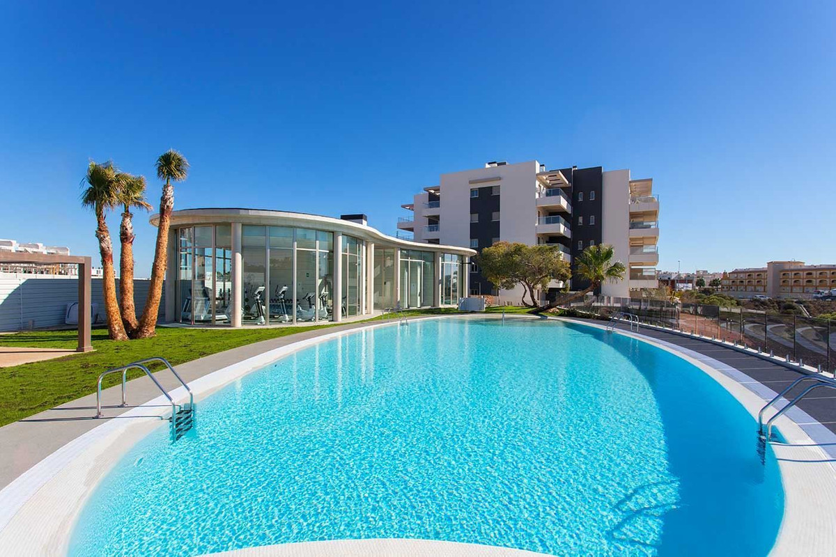 For sale - 3 Bedroom 2 Bathroom Apartment - Top Floor Apartment in Orihuela - Los Dolses  - Alicante
