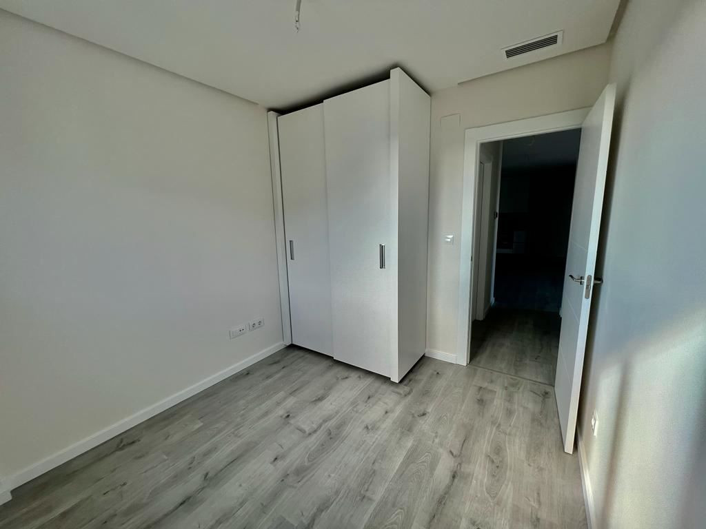 For sale - 3 Bedroom 2 Bathroom Apartment - Top Floor Apartment in Orihuela - Los Dolses  - Alicante
