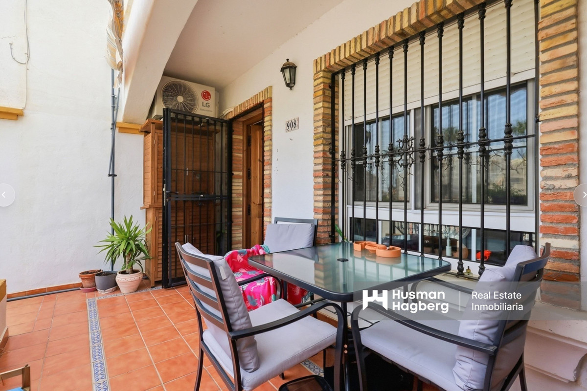 For sale - 2 Bedroom 2 Bathroom House - Townhouse in Orihuela - Los Dolses  - Alicante