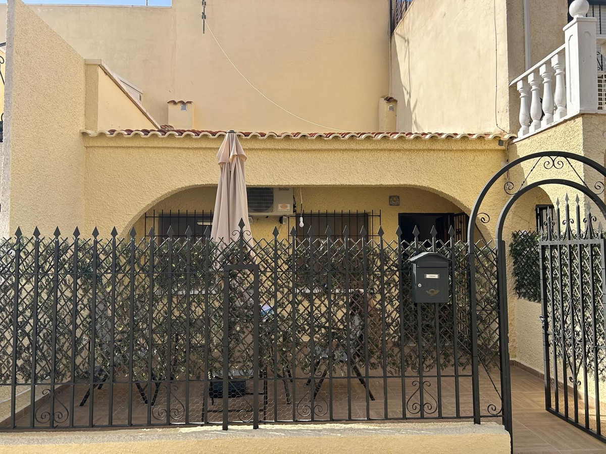 For sale - 1 Bedroom 1 Bathroom House - Townhouse in San Fulgencio - La Marina  - Alicante