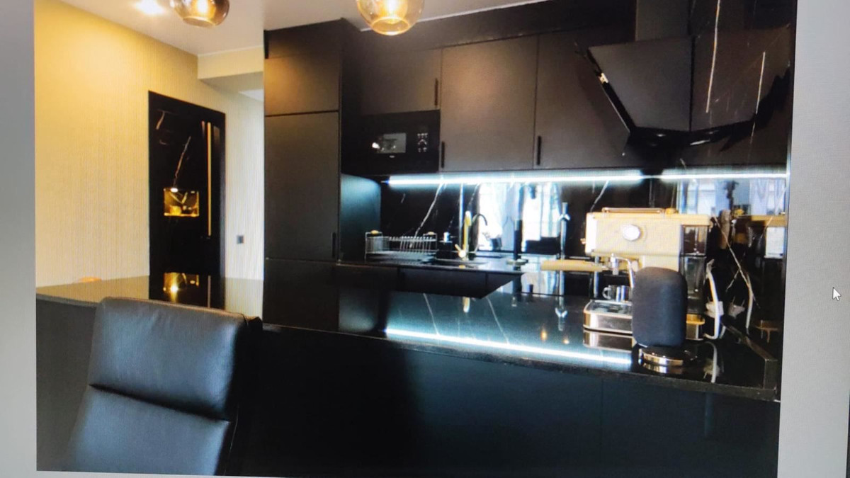 For sale - 2 Bedroom 1 Bathroom Apartment - Middle Floor Apartment in Torrevieja - Torrevieja Centro  - Alicante