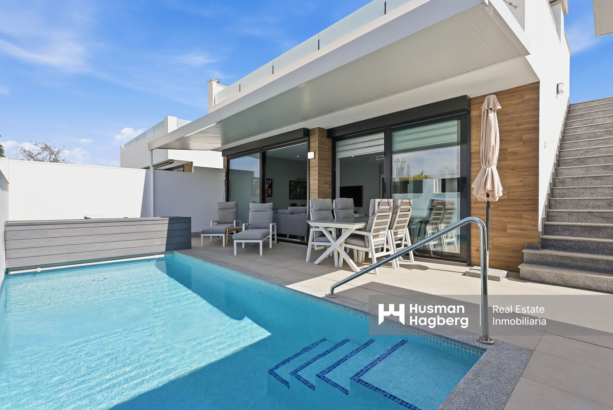 For sale - 3 Bedroom 2 Bathroom House - Detached Villa in San Pedro del Pinatar - San Pedro del Pinatar Centro  - Murcia