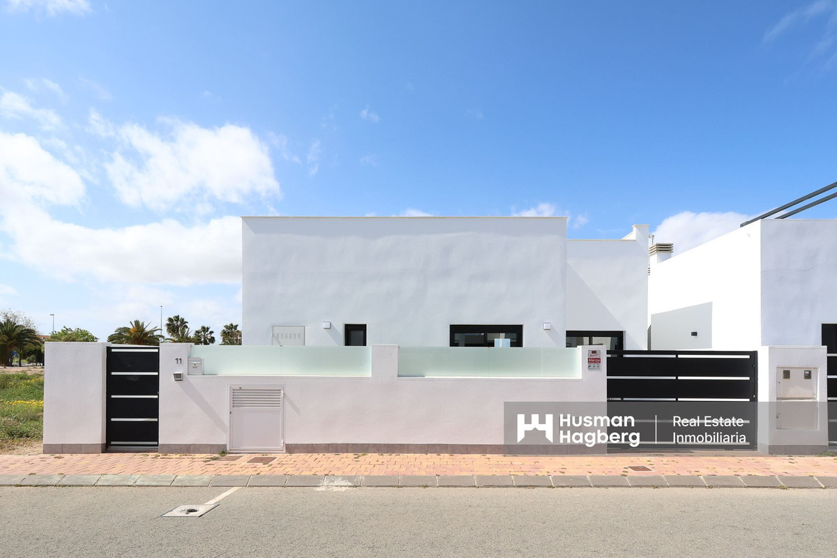 For sale - 3 Bedroom 2 Bathroom House - Detached Villa in San Pedro del Pinatar - San Pedro del Pinatar Centro  - Murcia