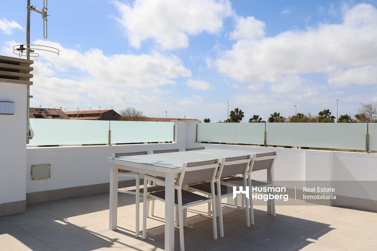 For sale - 3 Bedroom 2 Bathroom House - Detached Villa in San Pedro del Pinatar - San Pedro del Pinatar Centro  - Murcia