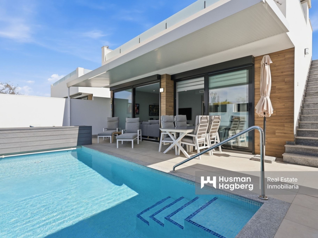 3 Bedroom 2 Bathroom House - Detached Villa in San Pedro del Pinatar