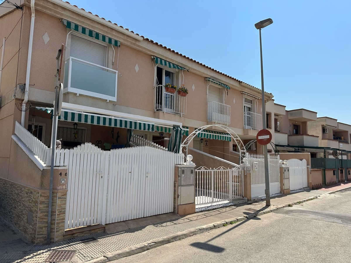For sale - 2 Bedroom 2 Bathroom House - Townhouse in San Pedro del Pinatar - Lo Pagan  - Murcia
