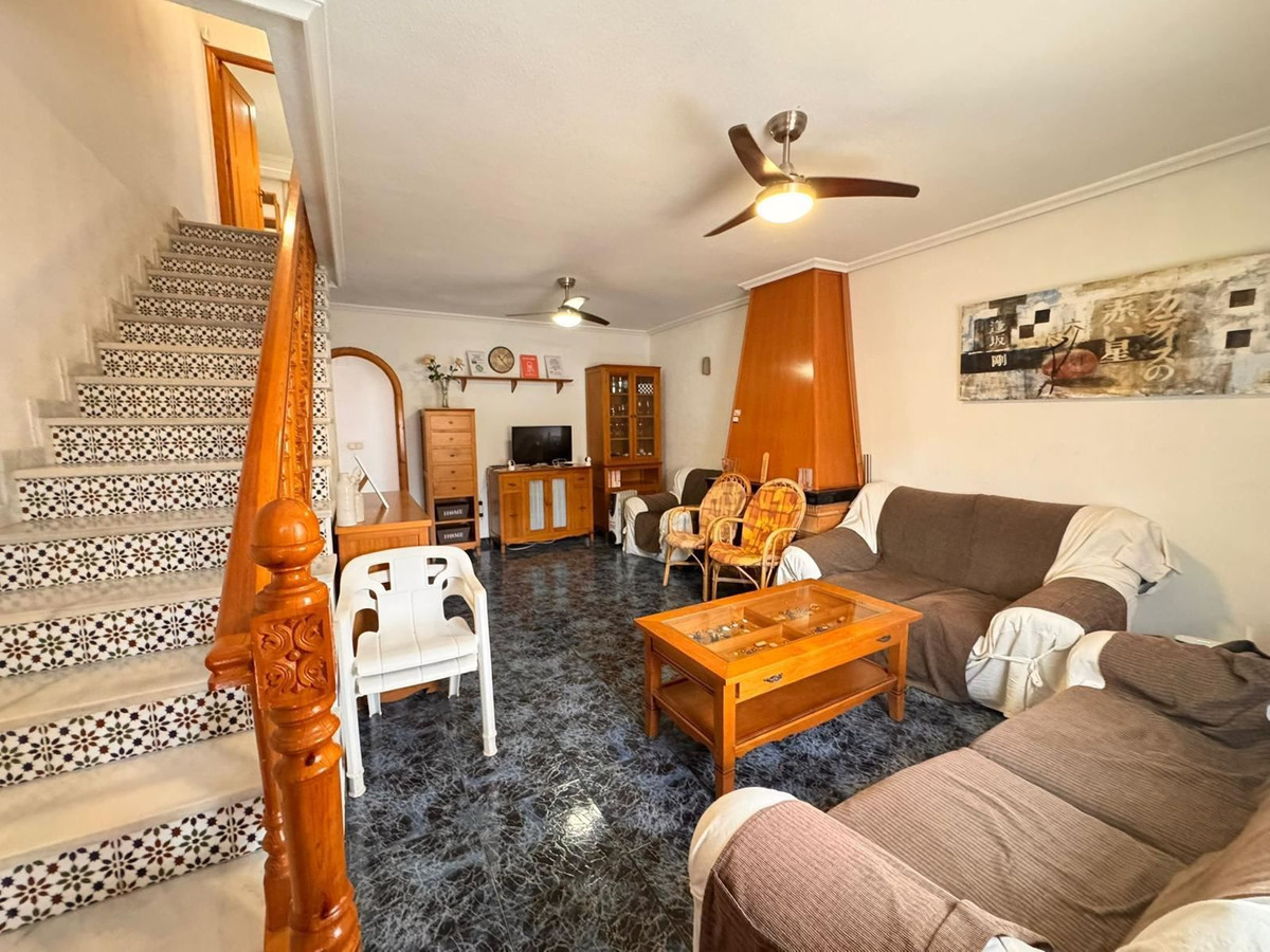 For sale - 4 Bedroom 3 Bathroom House - Townhouse in Guardamar del Segura - Guardamar del Segura Centro  - Alicante