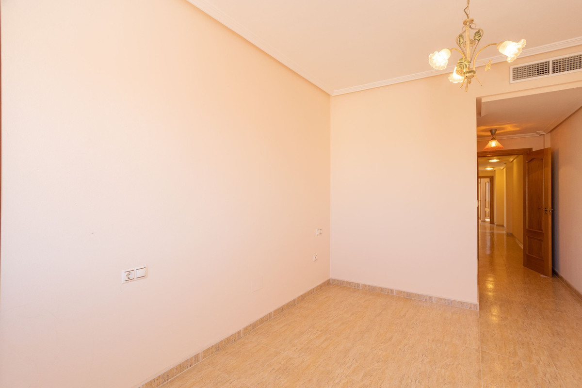 For sale - 4 Bedroom 4 Bathroom House - Townhouse in San Miguel de Salinas - San Miguel de Salinas Centro  - Alicante