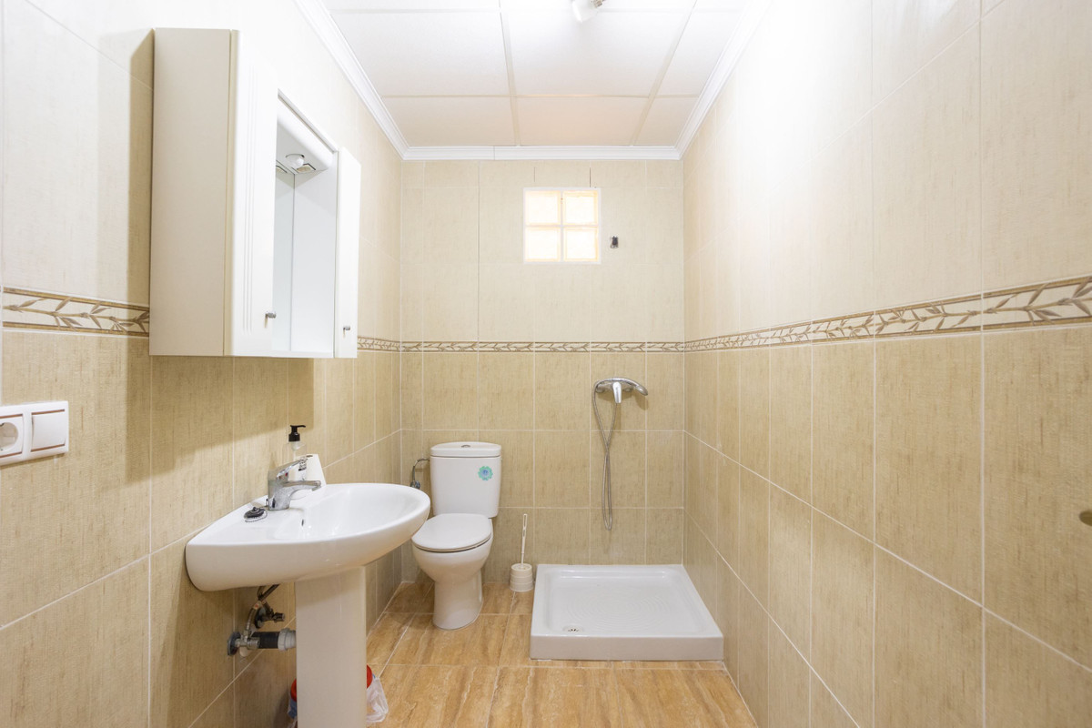 For sale - 4 Bedroom 4 Bathroom House - Townhouse in San Miguel de Salinas - San Miguel de Salinas Centro  - Alicante