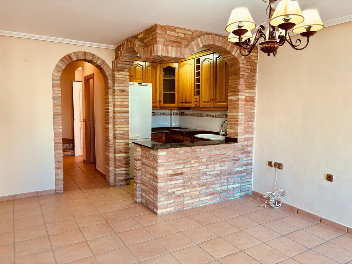 For sale - 3 Bedroom 2 Bathroom House - Townhouse in Orihuela - Mil Palmeras  - Alicante