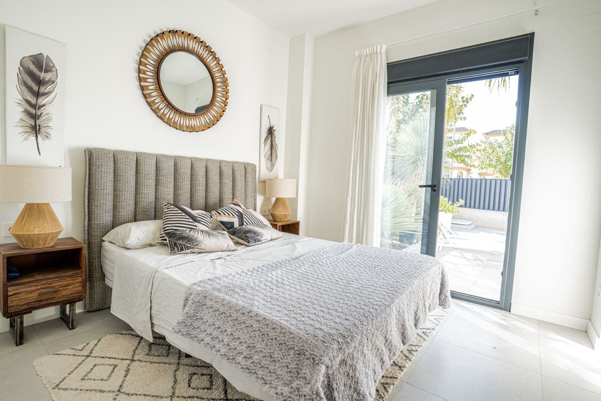 For sale - 3 Bedroom 2 Bathroom House - Detached Villa in San Fulgencio - La Marina  - Alicante