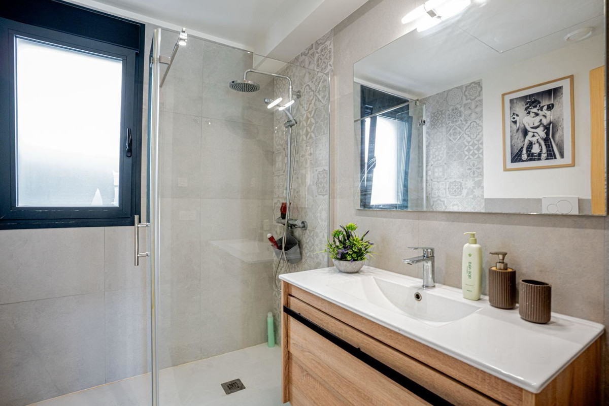 For sale - 3 Bedroom 2 Bathroom House - Detached Villa in San Fulgencio - La Marina  - Alicante