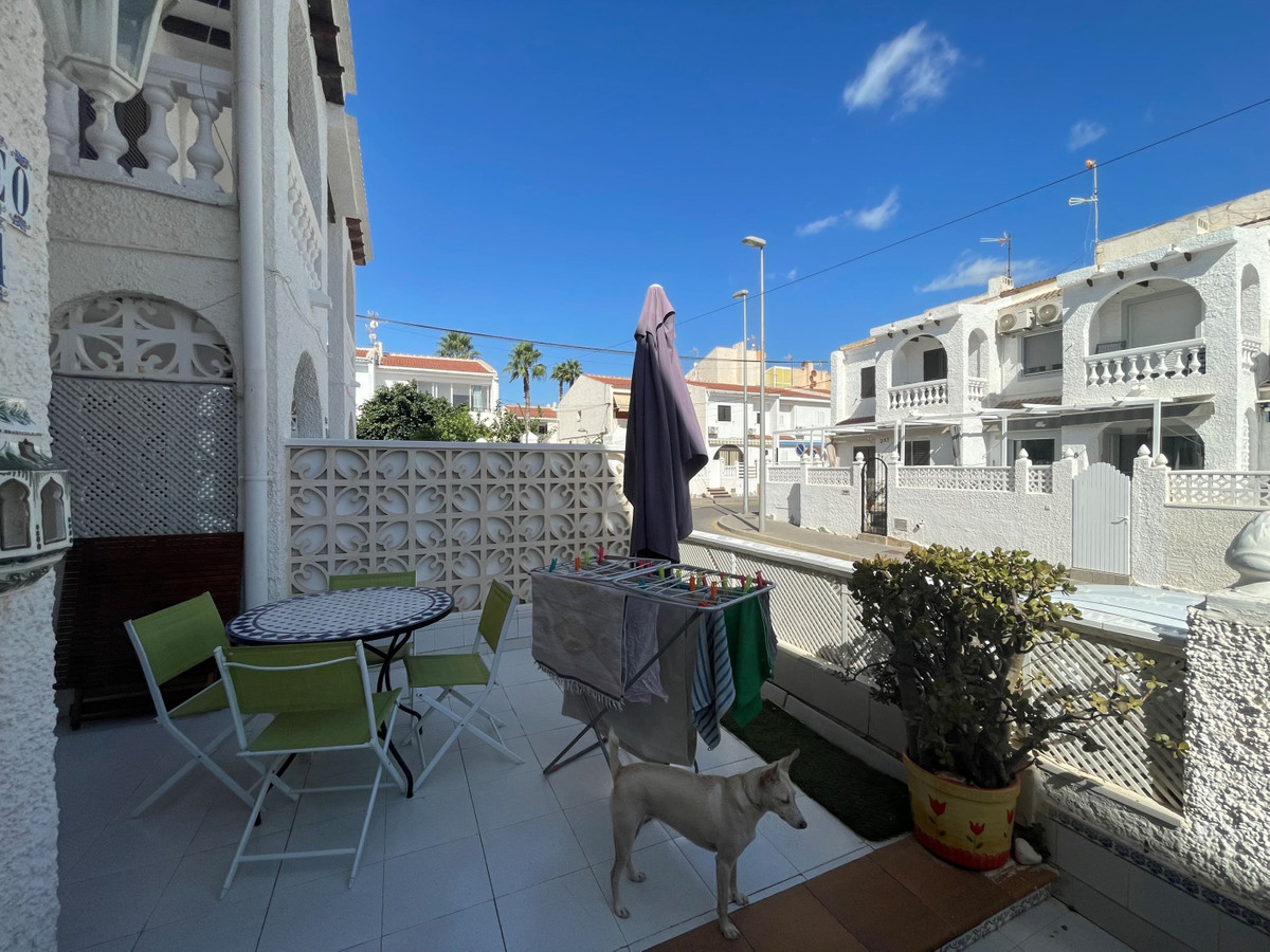 For sale - 2 Bedroom 1 Bathroom House - Townhouse in Orihuela - Mil Palmeras  - Alicante