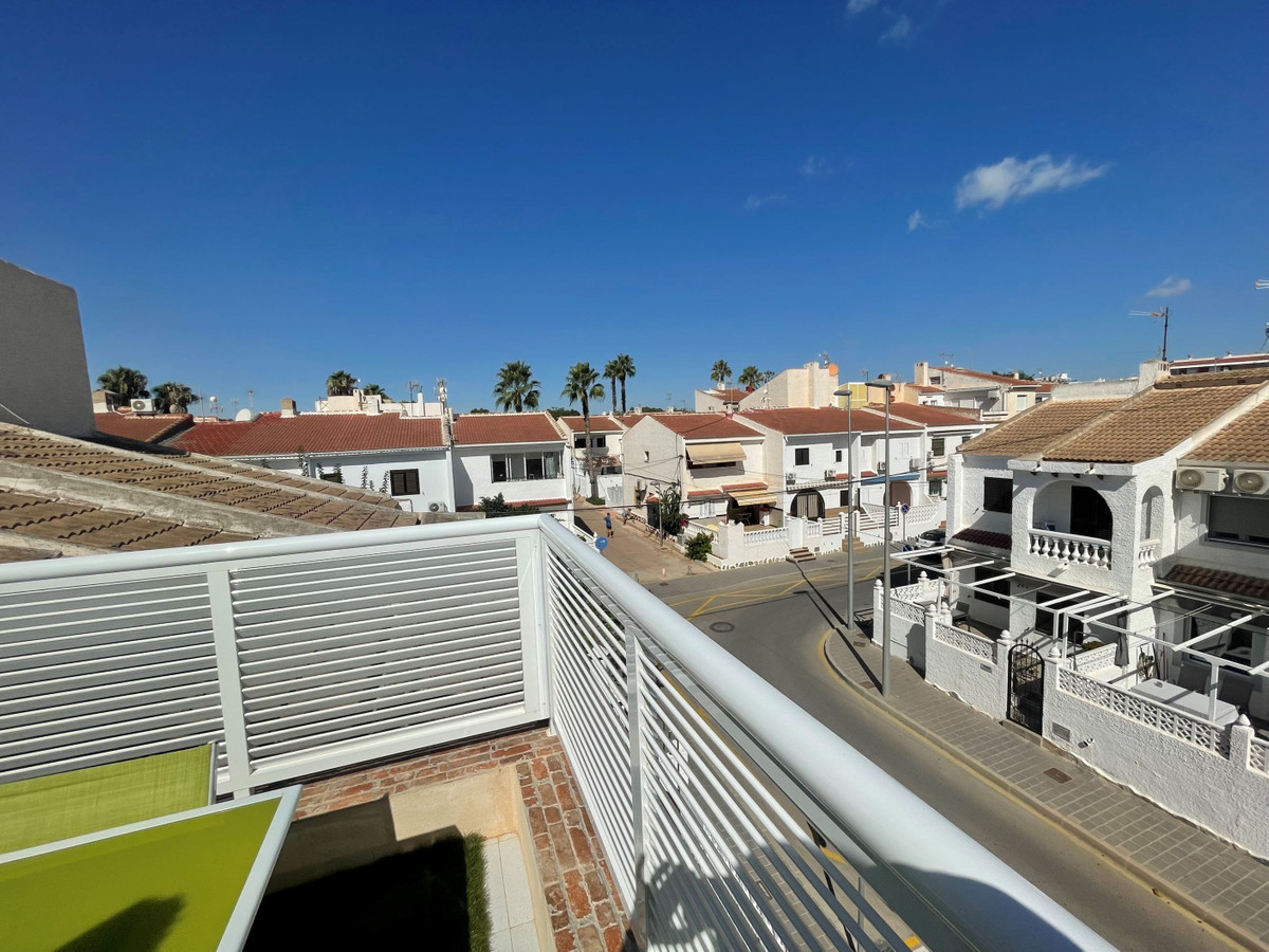 For sale - 2 Bedroom 1 Bathroom House - Townhouse in Orihuela - Mil Palmeras  - Alicante