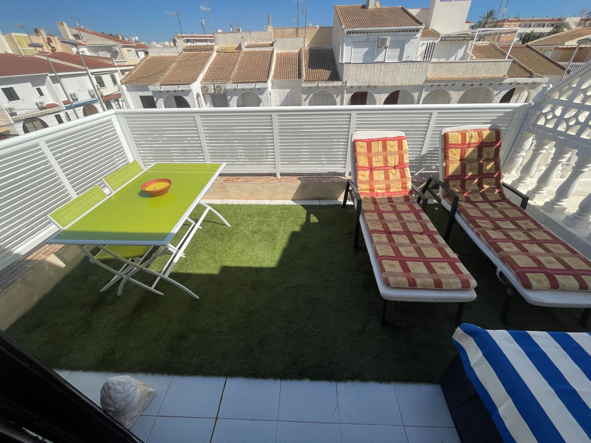 For sale - 2 Bedroom 1 Bathroom House - Townhouse in Orihuela - Mil Palmeras  - Alicante