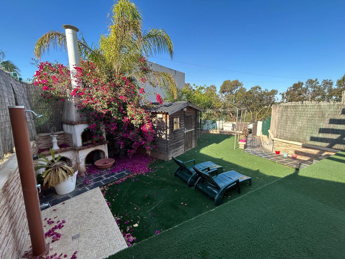 For sale - 2 Bedroom 1 Bathroom House - Townhouse in Orihuela - Mil Palmeras  - Alicante