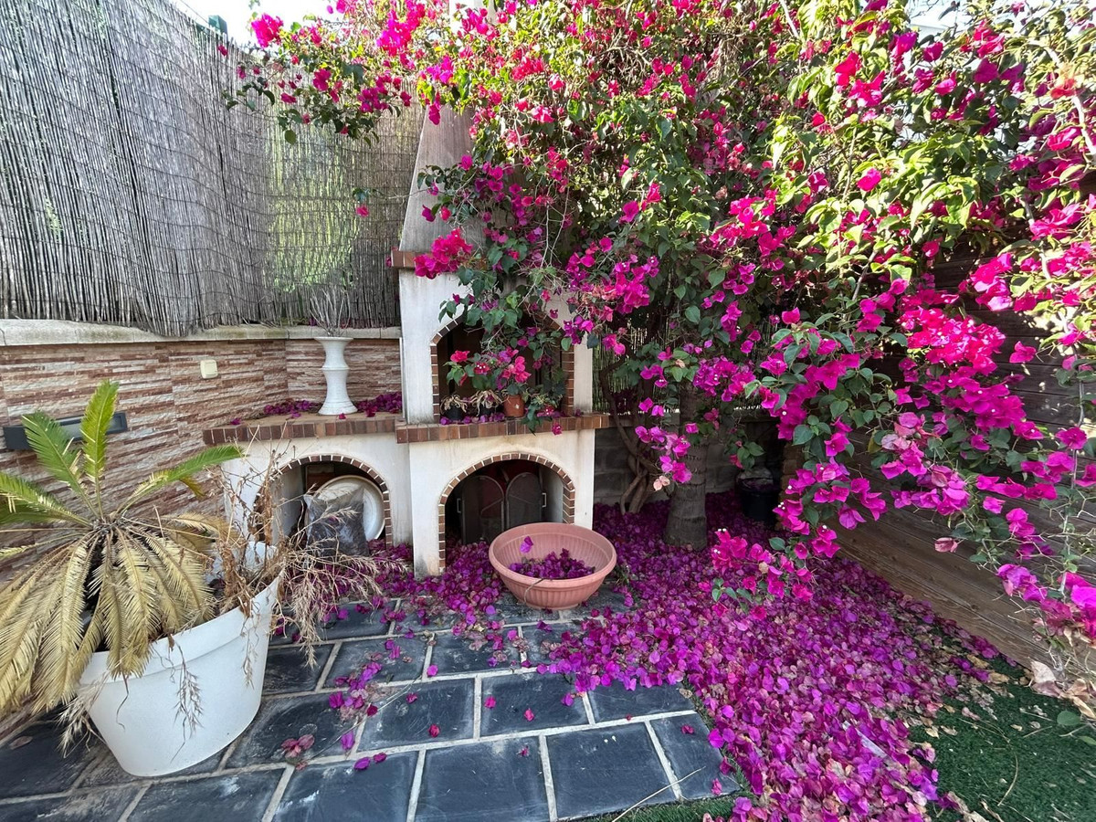 For sale - 2 Bedroom 1 Bathroom House - Townhouse in Orihuela - Mil Palmeras  - Alicante