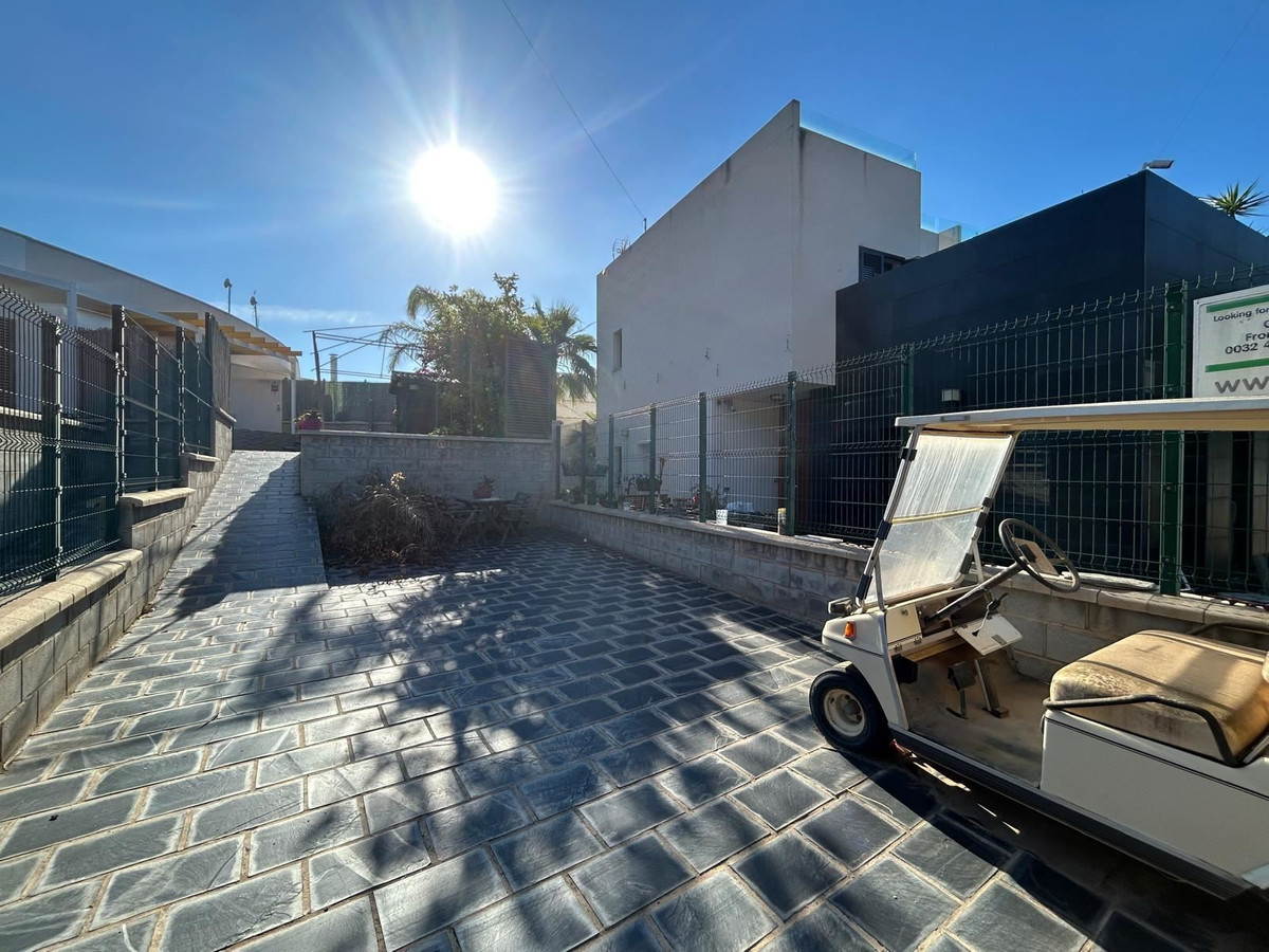 For sale - 2 Bedroom 1 Bathroom House - Townhouse in Orihuela - Mil Palmeras  - Alicante