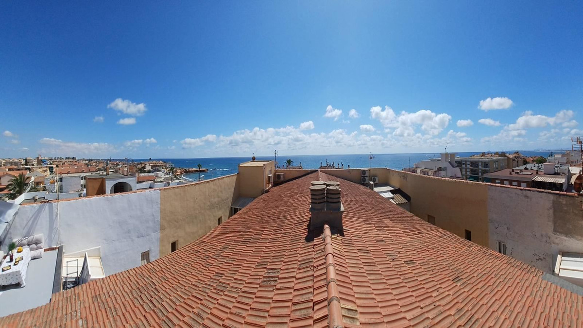 For sale - 3 Bedroom 2 Bathroom Apartment - Top Floor Apartment in Pilar de la Horadada - Torre de la Horadada  - Alicante