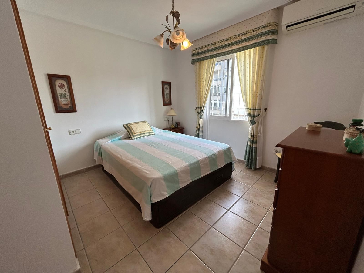 For sale - 3 Bedroom 2 Bathroom House - Townhouse in Torrevieja - Torrevieja Centro  - Alicante