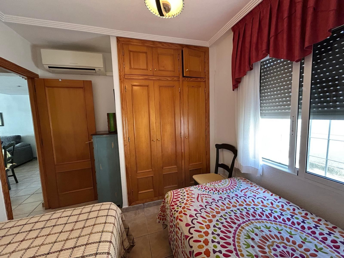 For sale - 3 Bedroom 2 Bathroom House - Townhouse in Torrevieja - Torrevieja Centro  - Alicante