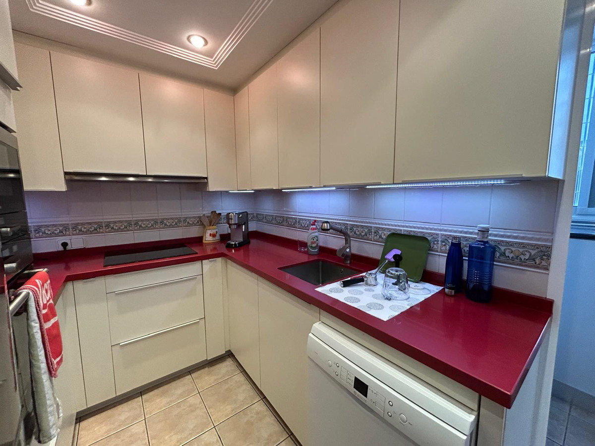 For sale - 3 Bedroom 2 Bathroom House - Townhouse in Torrevieja - Torrevieja Centro  - Alicante