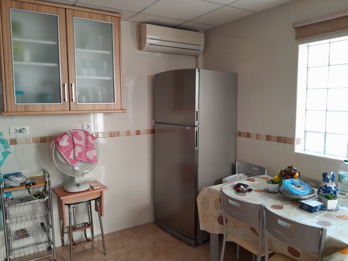 For sale - 4 Bedroom 3 Bathroom Apartment - Middle Floor Apartment in San Pedro del Pinatar - Lo Pagan  - Murcia