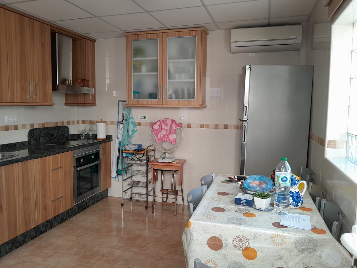 For sale - 4 Bedroom 3 Bathroom Apartment - Middle Floor Apartment in San Pedro del Pinatar - Lo Pagan  - Murcia