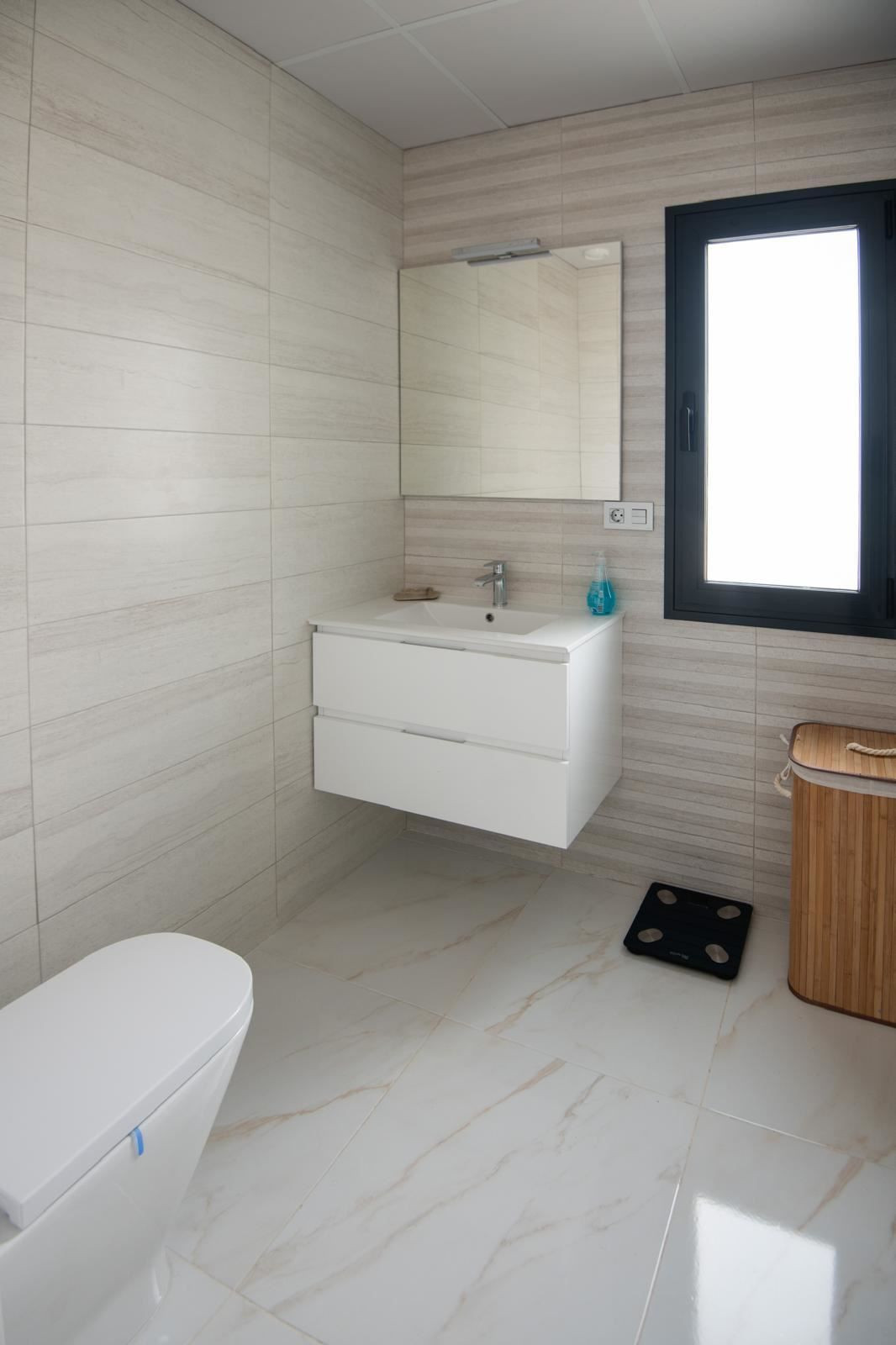 For sale - 3 Bedroom 2 Bathroom House - Detached Villa in Pilar de la Horadada - Pilar de la Horadada Centro  - Alicante