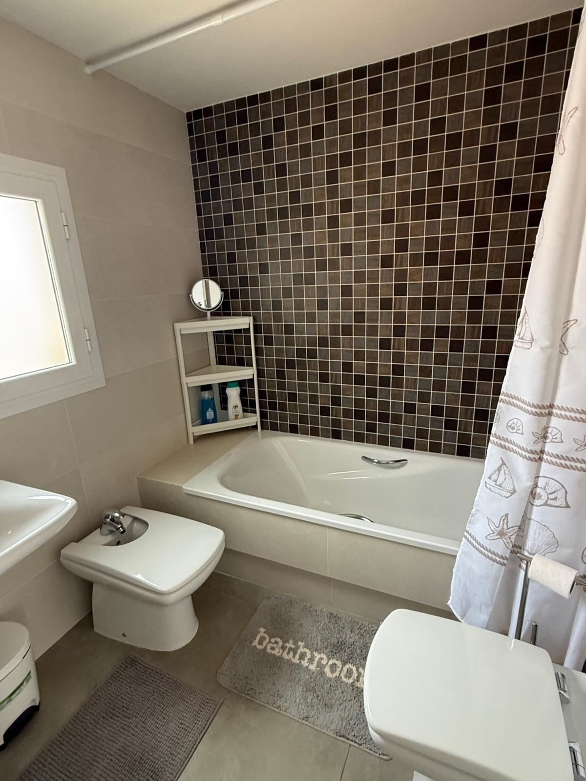 For sale - 3 Bedroom 3 Bathroom House - Townhouse in Santa Pola - Santa Pola Centro  - Alicante