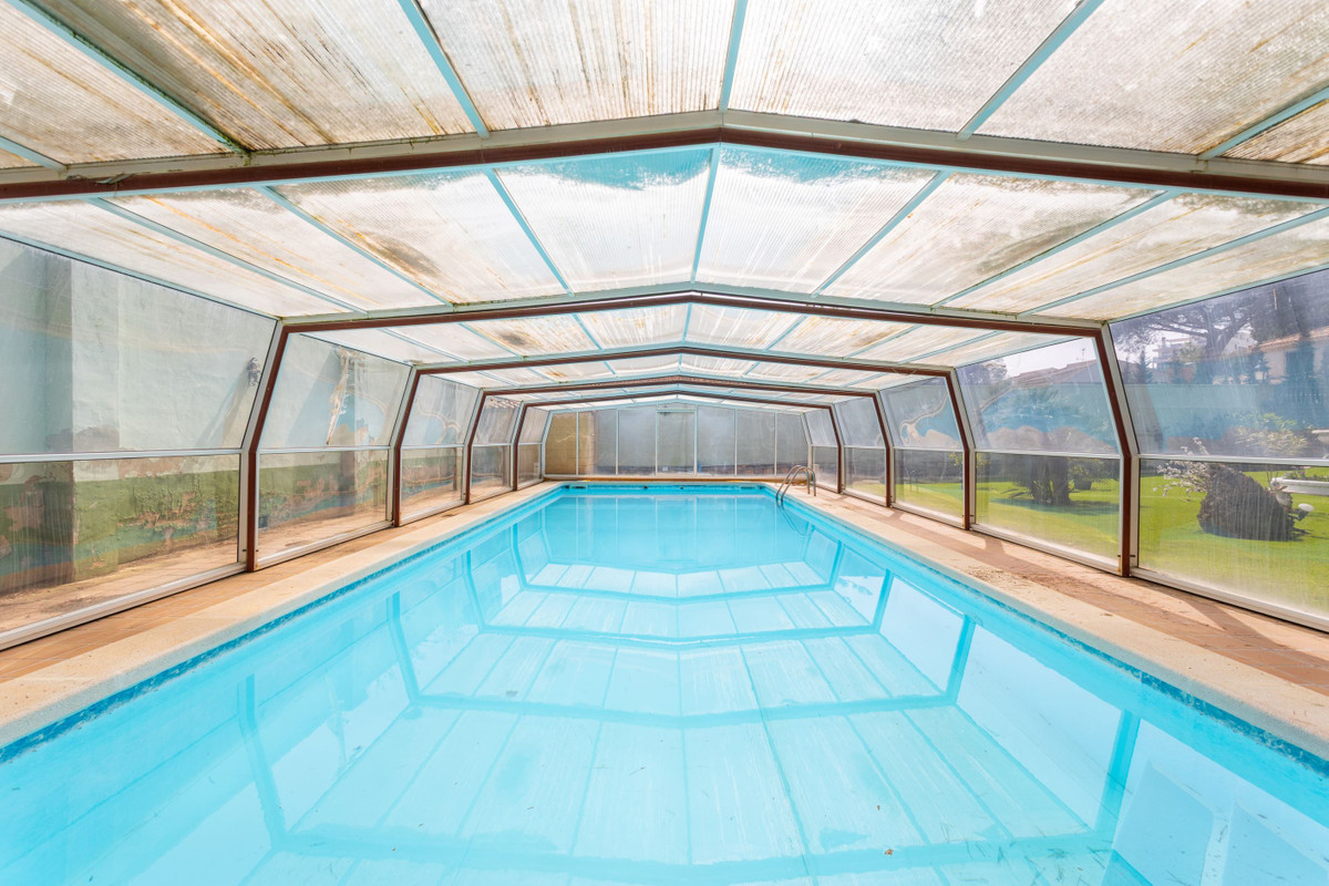 For sale - 3 Bedroom 3 Bathroom House - Detached Villa in Orihuela - Campoamor  - Alicante