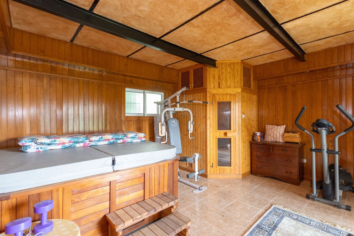 For sale - 3 Bedroom 3 Bathroom House - Detached Villa in Orihuela - Campoamor  - Alicante