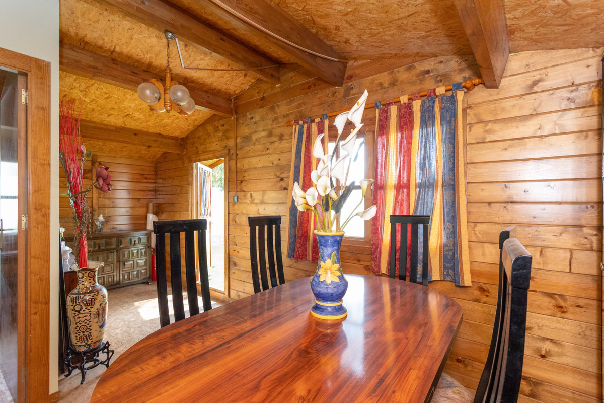 For sale - 3 Bedroom 3 Bathroom House - Detached Villa in Orihuela - Campoamor  - Alicante