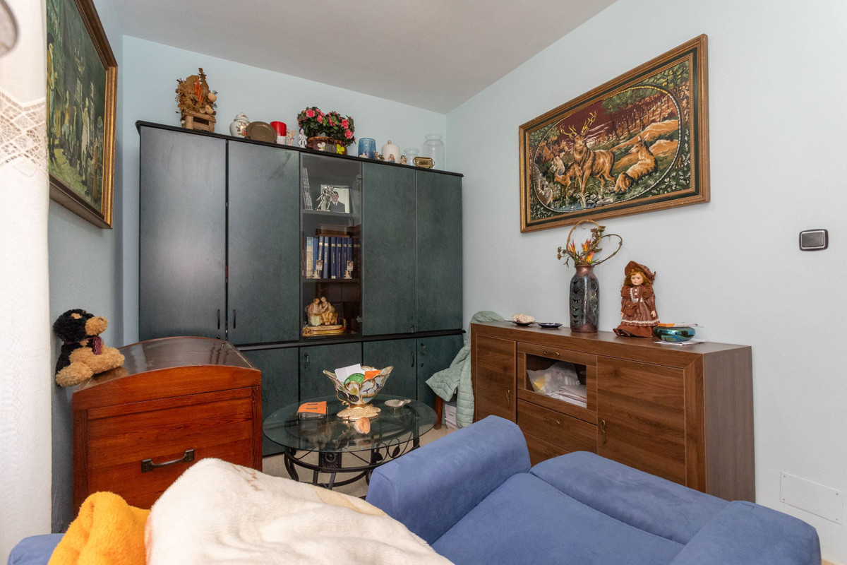 For sale - 3 Bedroom 3 Bathroom House - Detached Villa in Orihuela - Campoamor  - Alicante