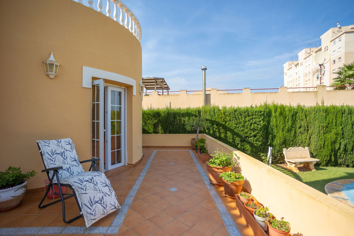 For sale - 3 Bedroom 2 Bathroom House - Detached Villa in Cartagena - Playa Honda  - Murcia