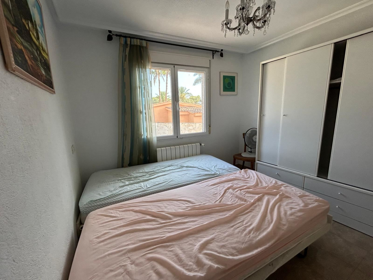 For sale - 6 Bedroom 3 Bathroom House - Detached Villa in San Fulgencio - La Marina  - Alicante