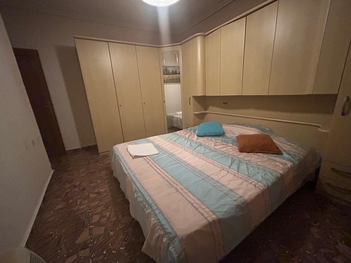 For sale - 6 Bedroom 3 Bathroom House - Detached Villa in San Fulgencio - La Marina  - Alicante