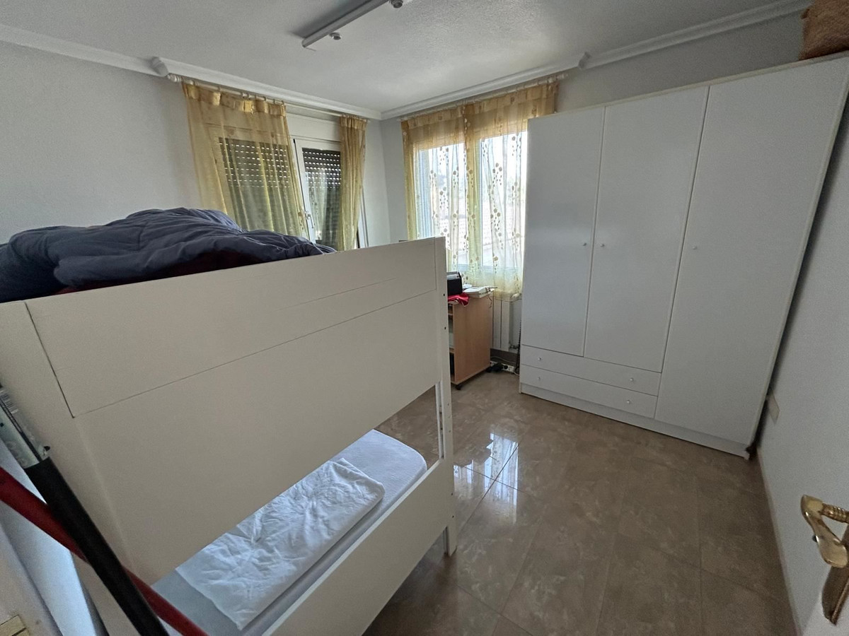 For sale - 6 Bedroom 3 Bathroom House - Detached Villa in San Fulgencio - La Marina  - Alicante