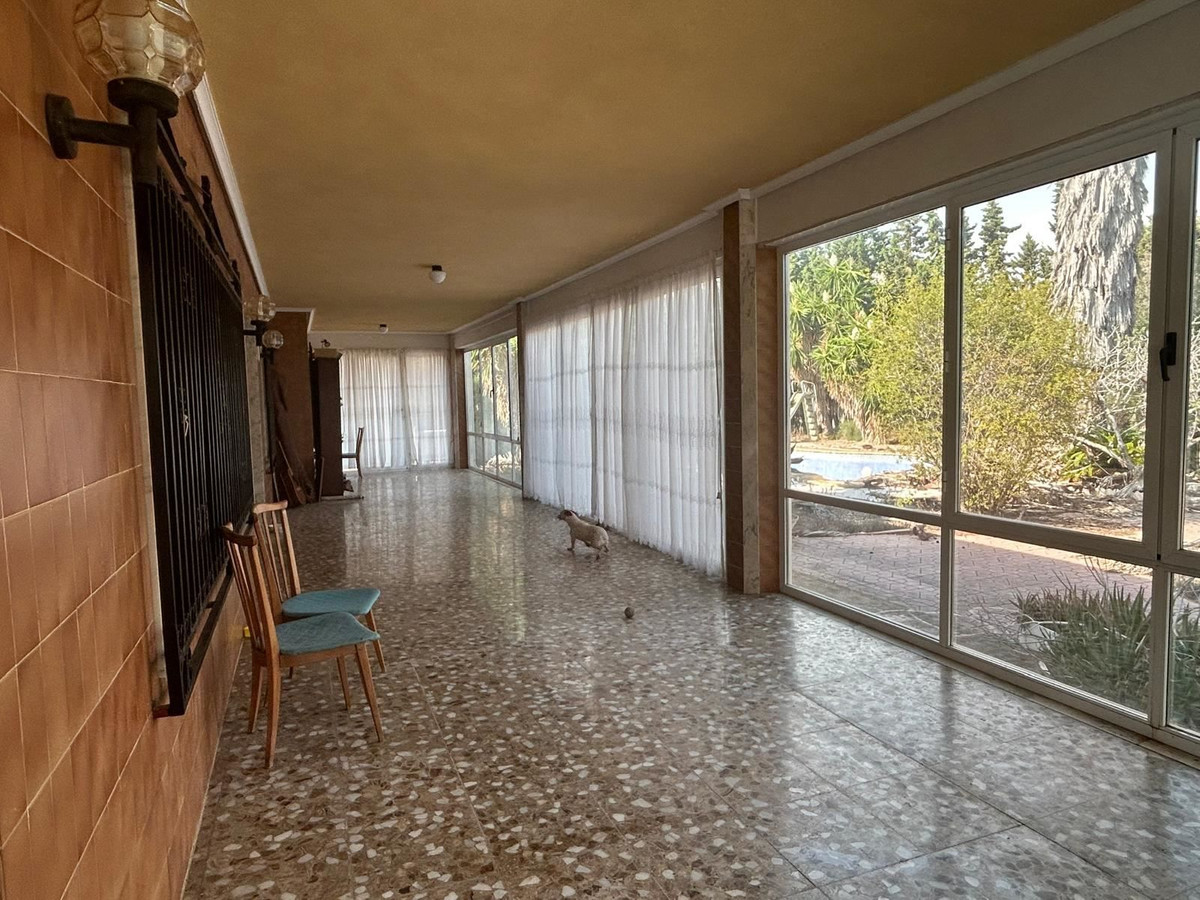 For sale - 6 Bedroom 3 Bathroom House - Detached Villa in San Fulgencio - La Marina  - Alicante