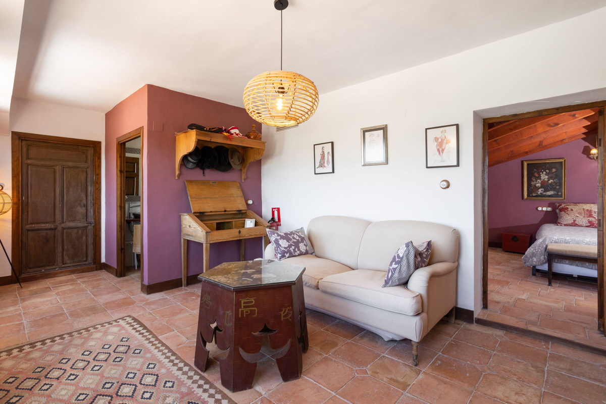 For sale - 4 Bedroom 3 Bathroom House - Detached Villa in San Miguel de Salinas - San Miguel de Salinas Centro  - Alicante